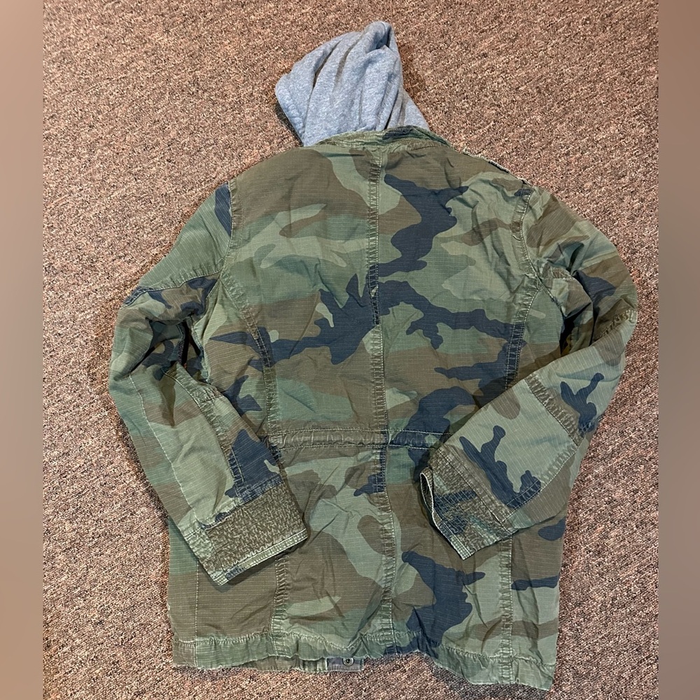 American Eagle - Camo Coat - Sherpa Lined - XS - Picture 4 of 4